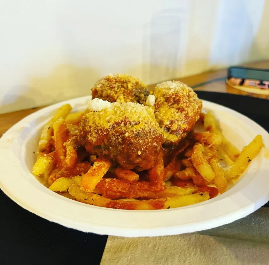 Meatballs and chips