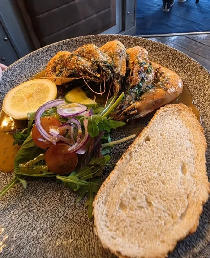 Prawns and bread
