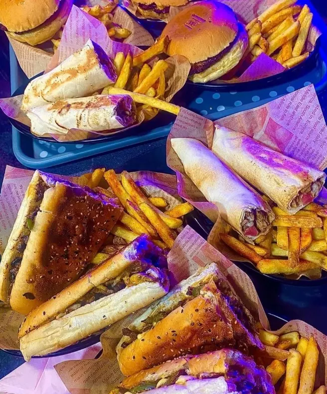 Wraps and chips